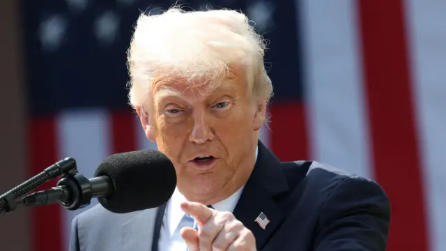 El gobierno de Trump pone fin a la capacidad de la Universidad de Harvard de inscribir a estudiantes extranjeros