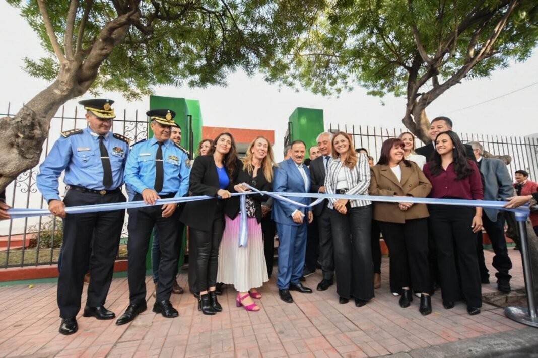 En el marco de la Iniciativa Especial para la Salud Mental de OPS/OMS, La Rioja inauguró su primer centro de día comunitario