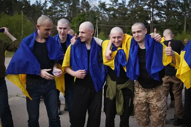 Ucrania y Rusia realizan el mayor intercambio de prisioneros desde el inicio de la guerra