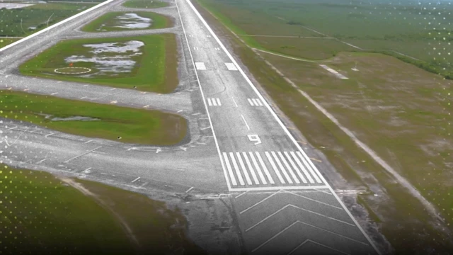 El aeropuerto abandonado de Florida que está siendo convertido en el “Alcatraz de los caimanes” para migrantes indocumentados