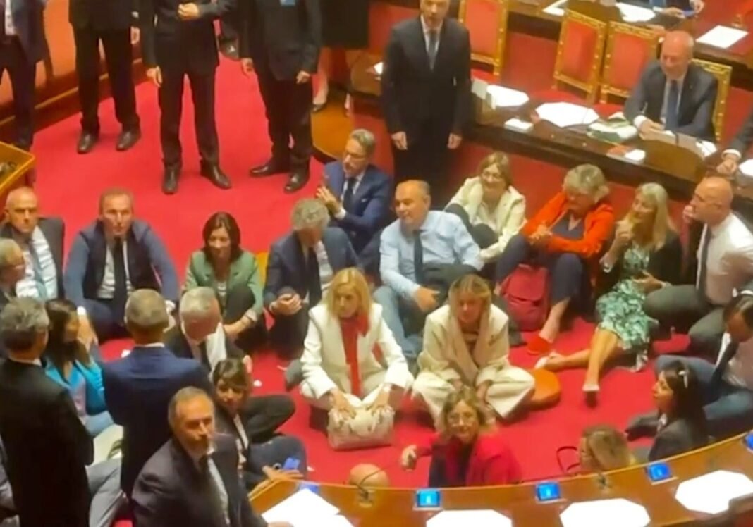 Italia aprueba con bronca en el Senado una Ley de Seguridad que pena la ‘okupación’ con hasta siete años de cárcel