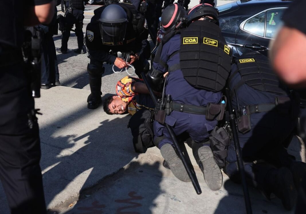 Miedo a ser ‘cazado’ en Los Ángeles: «Estamos atemorizados hasta los que tenemos papeles»