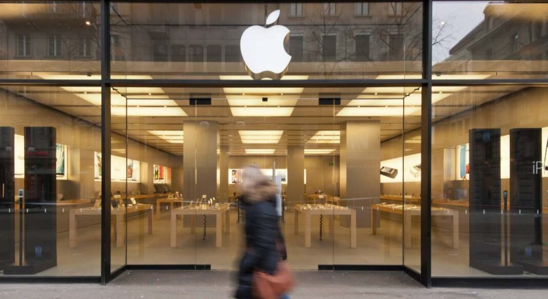 Steve Jobs debe estar revolviéndose en su tumba por lo último que acaba de hacer Apple