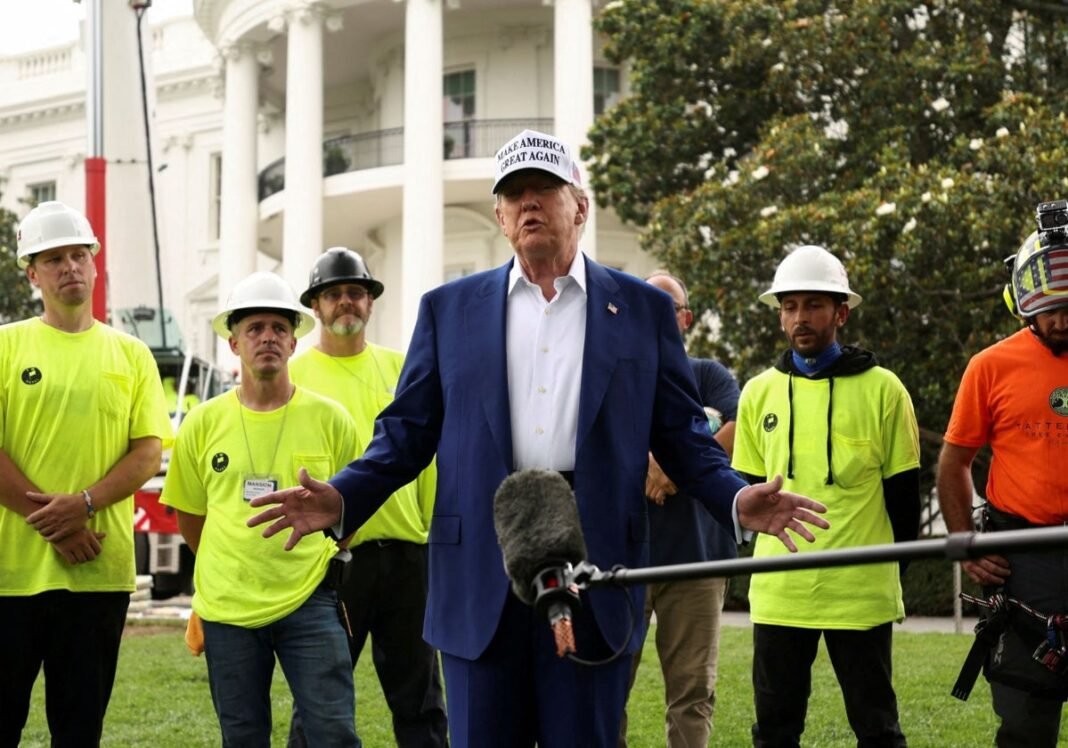 Trump insinúa que Irán quiere negociar, pero evita confirmar si atacará: «Podría hacerlo, o no hacerlo»