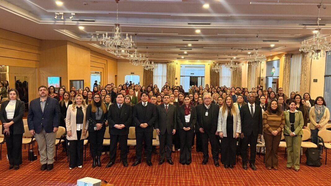 Seminario Nacional: Obstetras reafirman su rol en la salud materna y neonatal