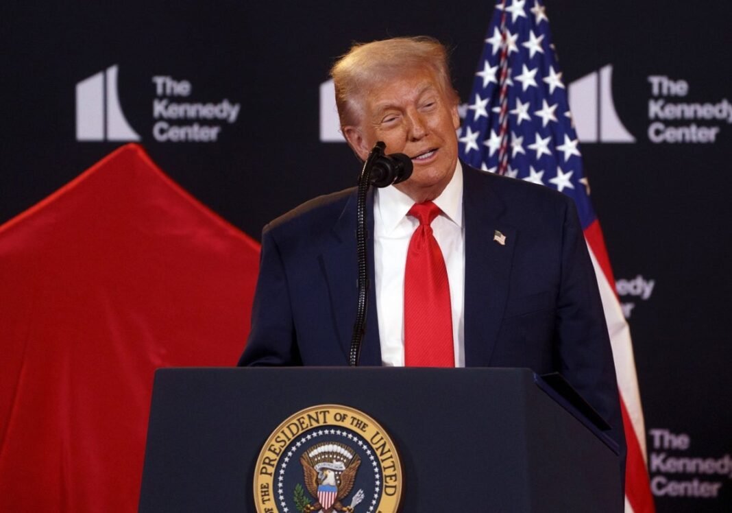 Trump advierte de «consecuencias muy severas» a Putin si no pone fin a la guerra