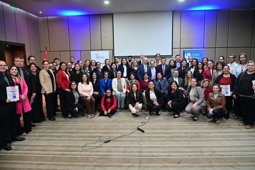 Integrar tecnologías para formar a los RRHH en salud: una propuesta para generar verdaderas redes de conocimiento