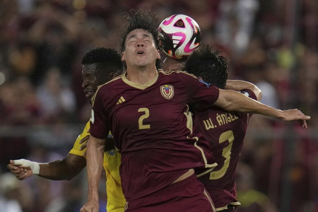 Venezuela se queda fuera del repechaje al Mundial, goleada en casa por Colombia