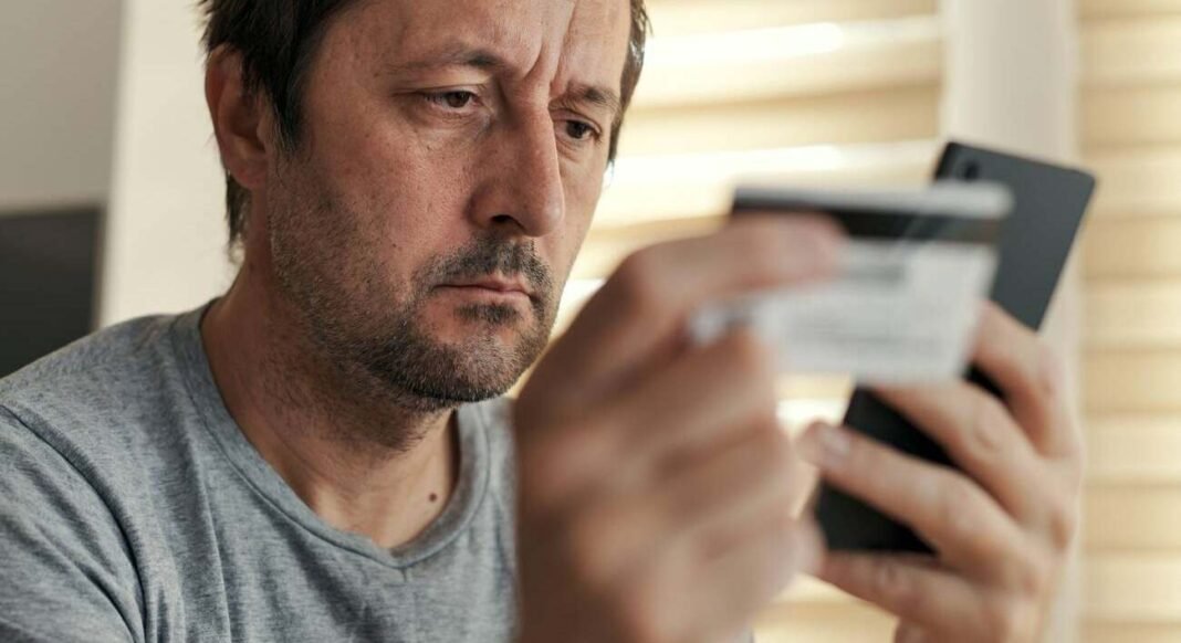 Alerta por la estafa que comienza con “No podrá utilizar su tarjeta”: mucha atención por que te puede dejar la cuenta a cero