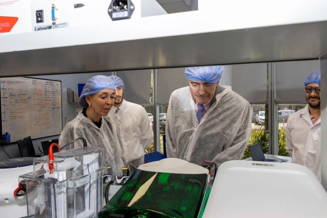 Países de las Américas acuerdan política regional para ampliar el acceso equitativo a tecnologías sanitarias de alto costo y precio