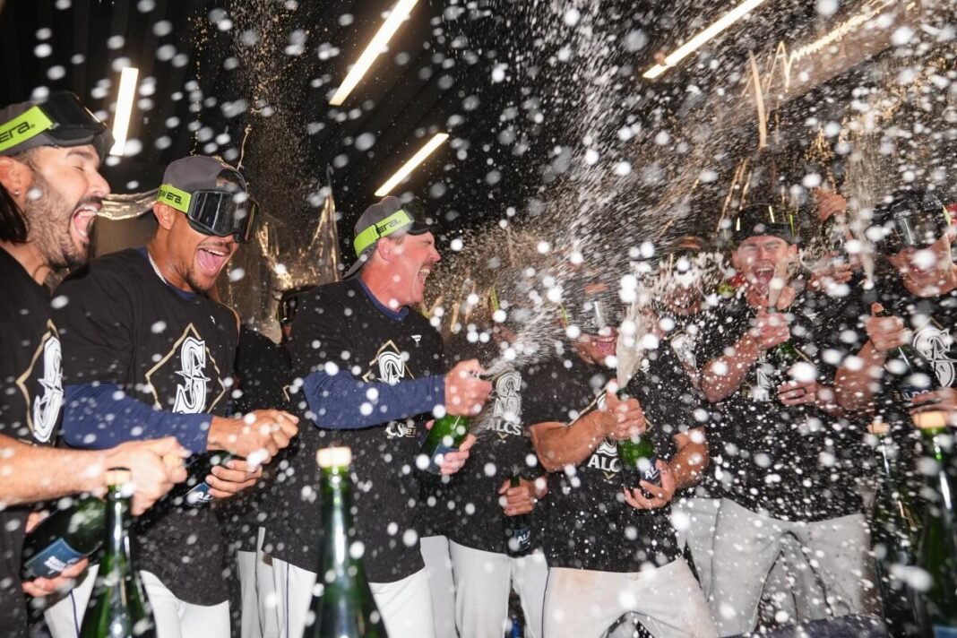 Polanco pone fin a maratón con hit en la 15ª, Marineros vencen a Tigres y van a Serie de Campeonato