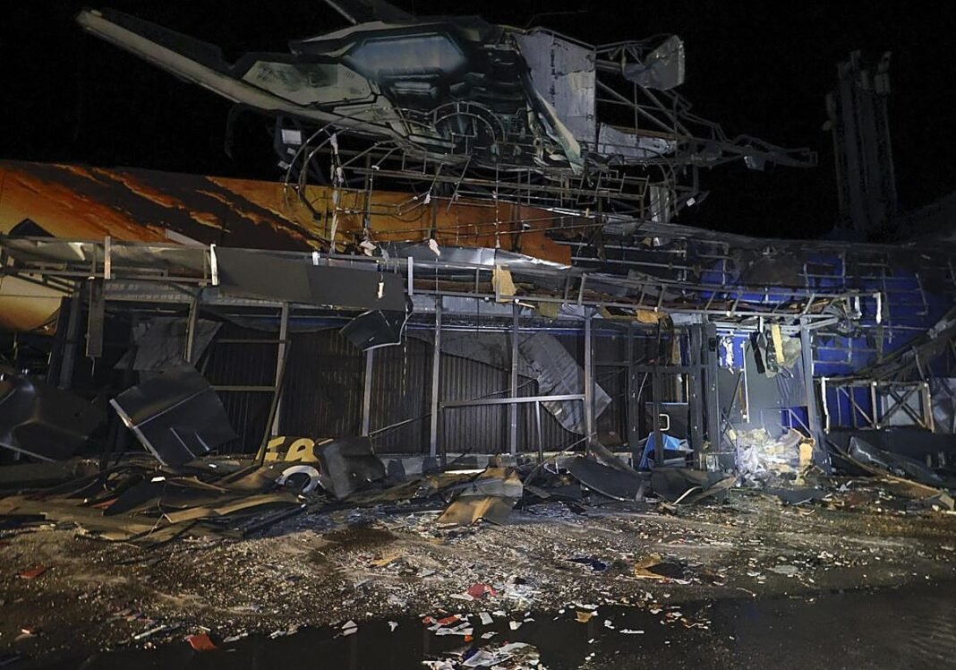 Al menos 10 muertos en Ucrania tras un ataque masivo ruso contra la infraestructura energética