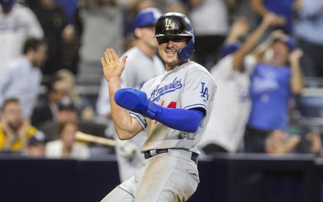 Kike Hernández se opera el codo izquierdo y se perderá el Clásico Mundial de Béisbol 2026