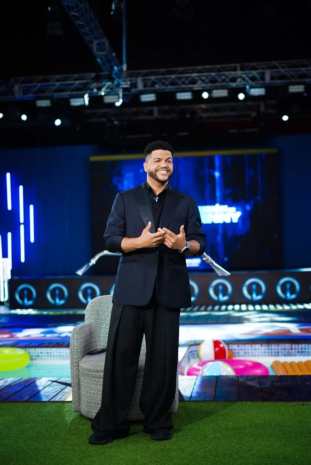 Luinny Corporán adquiere su propia emisora