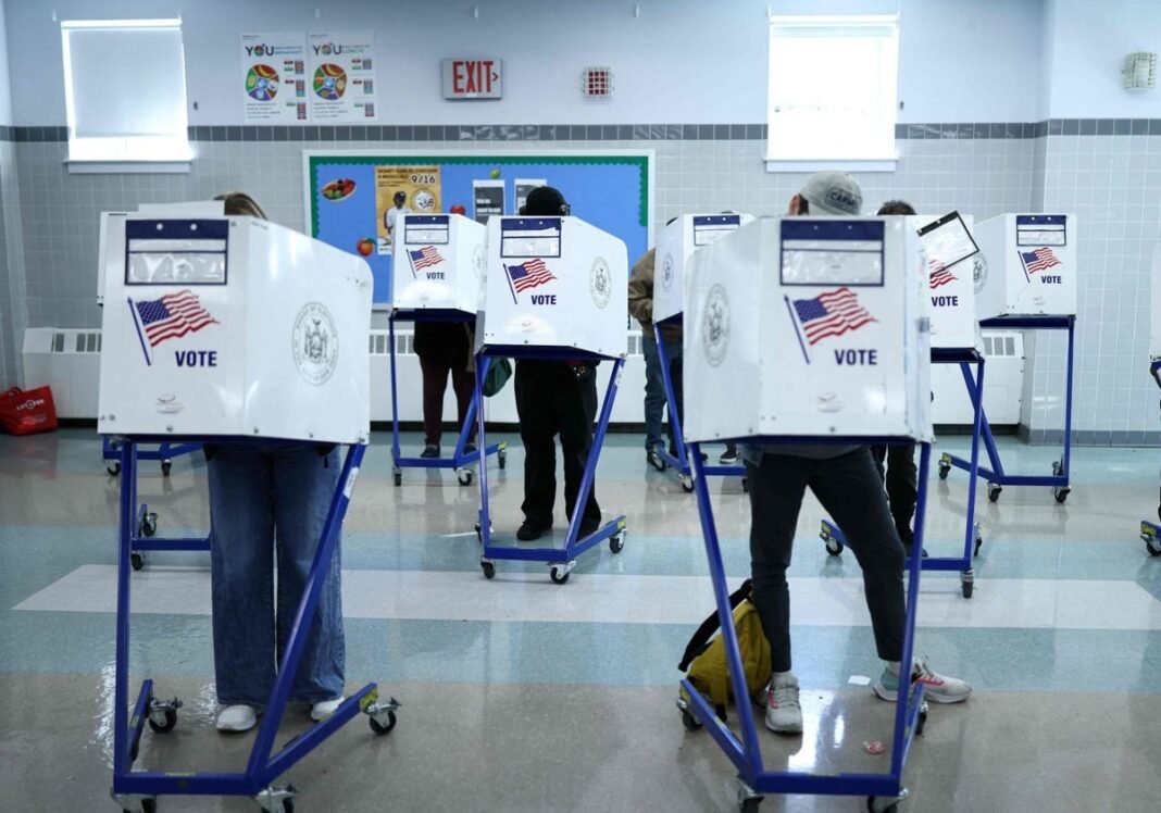 Nueva York sale a votar: «Voy con Mamdani porque ya es imposible vivir aquí, es demasiado caro»