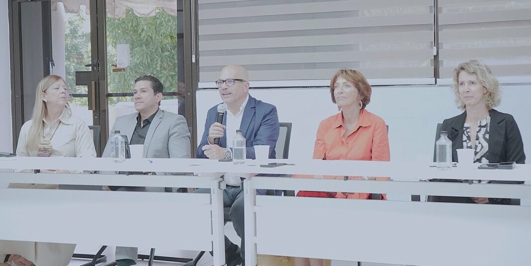 Unitaid y OPS/OMS fortalecen la respuesta nacional frente al VIH avanzado en República Dominicana