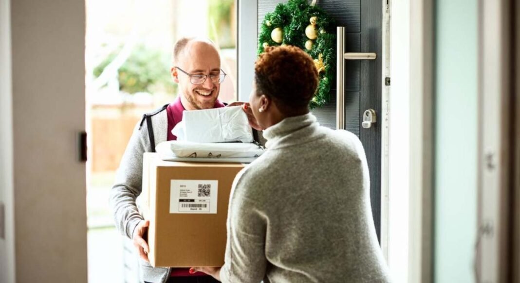 Así funciona la estafa del paquete no solicitado: mucho cuidado si pides por Amazon, Shein o Aliexpress estas Navidades