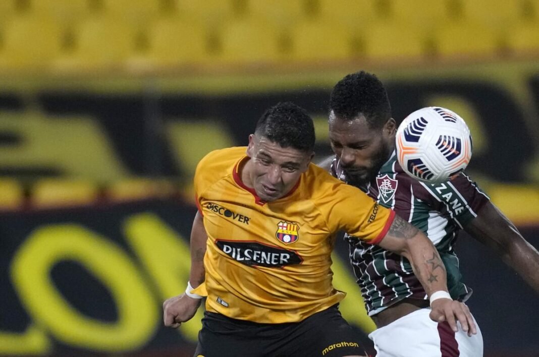 Muere en ataque armado futbolista Mario Pineida del club Barcelona de Ecuador