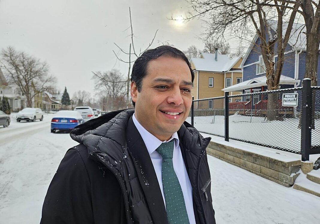 El miedo a la ‘migra’ paraliza a los hispanos de Mineápolis: «Tenemos papeles, pero nos hemos encerrado en casa»