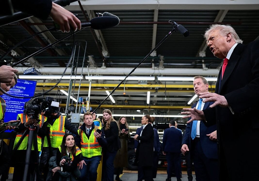 Trump anima las protestas en Irán: «La ayuda está en camino»