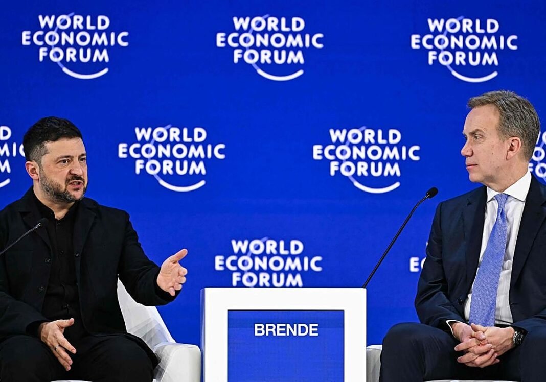 Zelenski anuncia que Rusia acepta sentarse por primera vez con Ucrania para negociar la paz