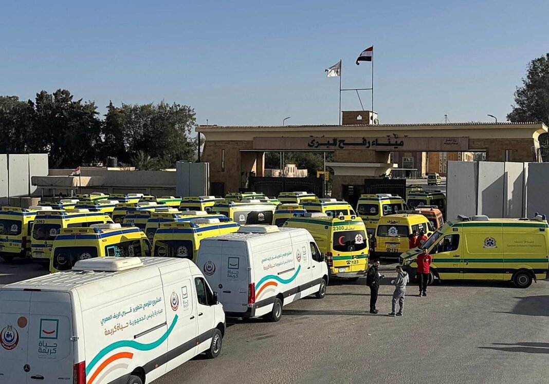 Israel reabre de forma parcial el paso de Rafah mientras miles de heridos gazatíes esperan para cruzar a Egipto