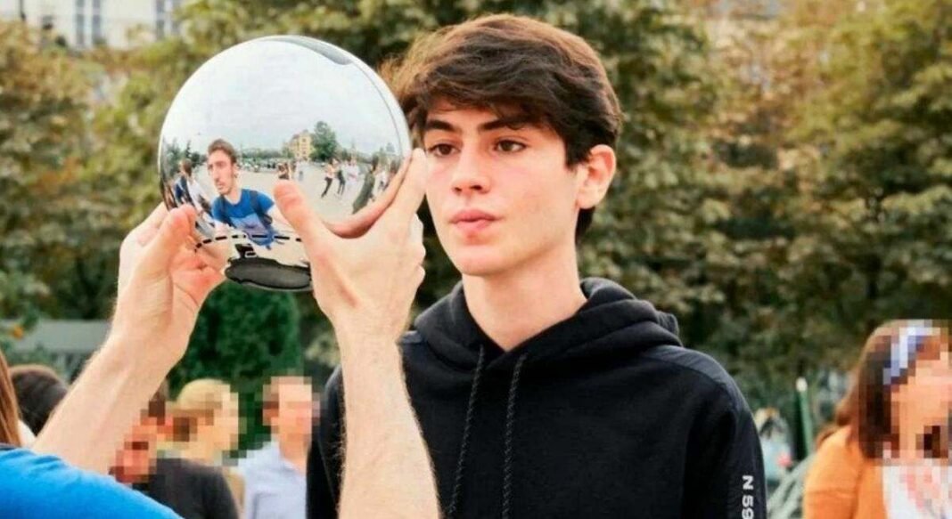 Worldcoin, la empresa que escaneó el iris de miles de españoles, quiere volver a España ante la preocupación de la AEPD