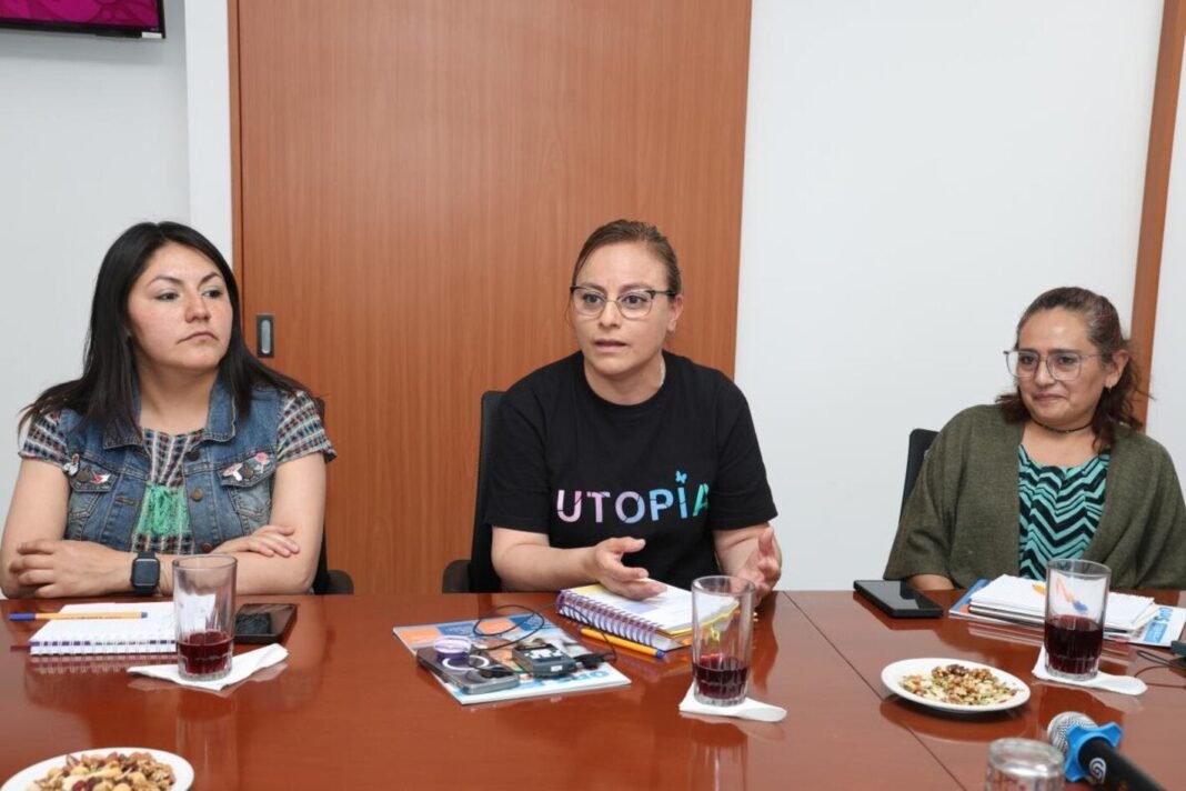 La Secretaría de Salud Pública de la Ciudad de México y la OPS colaboran para la Evaluación de las UTOPÍAS, modelo de atención social y promoción de la salud