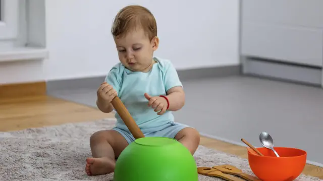 Estrategias Comprobadas para el Desarrollo Autonomo Infantil Sin Dependencia de Pantallas Digitales