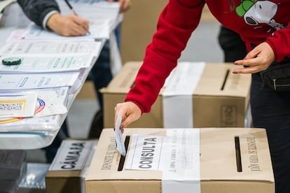 La Debilidad Institucional del CNE Un Desafio Critico para la Democracia en Colombia