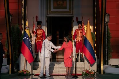 El Deshielo Militar entre Colombia y Venezuela Una Alianza Estrategica bajo la Orbita Geopolitica de EE UU