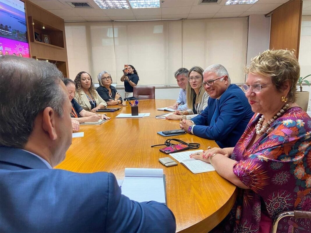 Alianza OPS-Niteroi Un Modelo Progresista para la Salud Publica Global