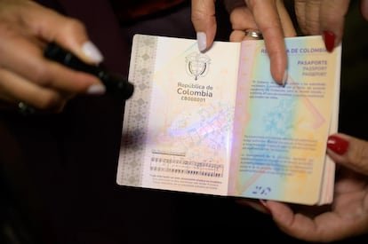 Colombia Redefine su Identidad Global El Lanzamiento del Nuevo Pasaporte Estatal y sus Implicaciones Internacionales