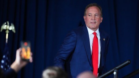 Escalada en Texas: La pugna estatal contra ciudades por la ‘cooperación con ICE’