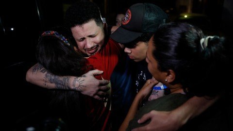 Revés Judicial a la Investigación por Desacato en Vuelos de Deportación de Migrantes Venezolanos por la Administración Trump