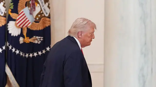 Las Preguntas Cruciales sin Respuesta de Trump Ante la Escalada en Iran