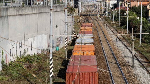 Tragedia Migratoria en Texas: Tres Mexicanos Perecen en Contenedor Ferroviario