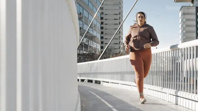 El Impacto Transformador de la ‘Actividad Física Mínima’ en la Salud Global y la Longevidad