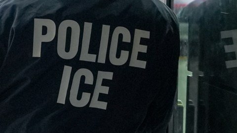 ice-bajo-escrutinio-monitoreo-ninos-migrantes-contratacion-empresa-cuestionada
