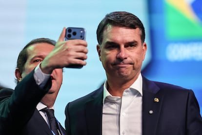 El Caso Banco Master y la Pelicula Dark Horse Un Escandalo que Desafia la Candidatura de Flavio Bolsonaro