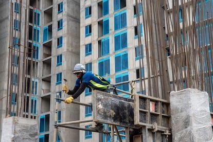 Colombia: La ‘Estabilización del Empleo’ en Abril de 2026 Marcaría un Hito en la Recuperación Económica Regional