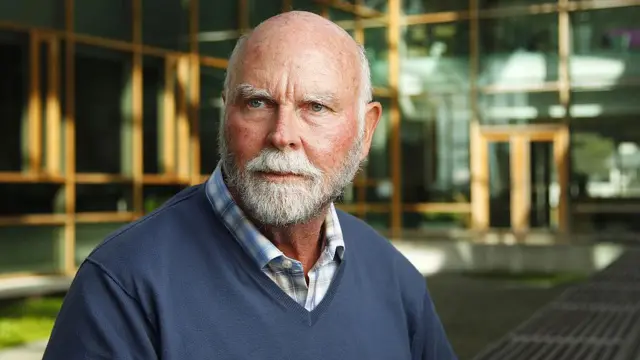 Craig Venter: El ‘Maverick’ Genómico y su Legado Controversial en la Ciencia