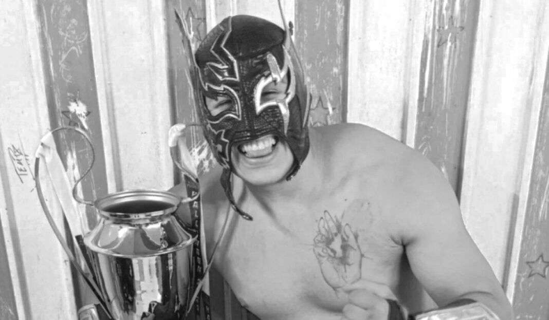 Lucha Libre Mexicana de Luto: La Trágica Partida del ‘Luchador Tempo’ en Accidente Vial