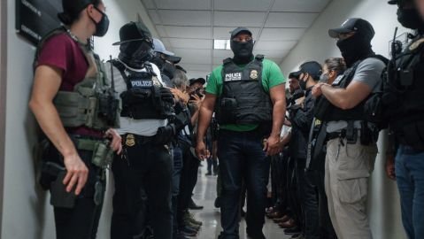 Crisis Humanitaria en ICE: ‘Suicidios de Inmigrantes’ Alcanzan Cifras Récord Bajo Custodia