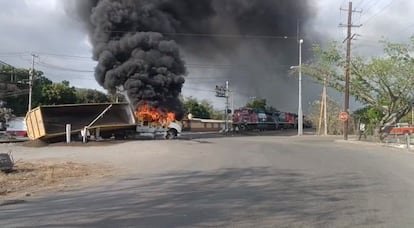 Colima Mexico Escalada de Violencia Tras Operativo Policial Muerto Heridos y Bloqueos Estrategicos