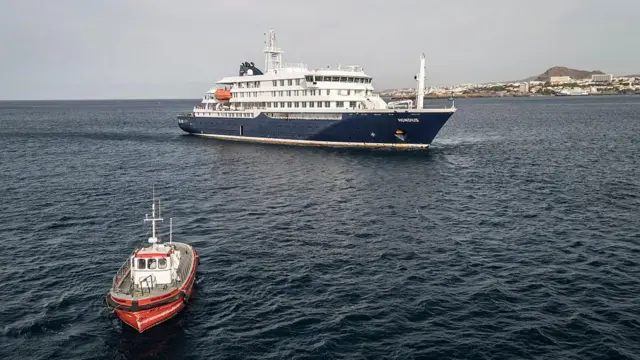Crisis Sanitaria Maritima Espana y la Obligacion Moral y Legal Ante el Hantavirus en Crucero