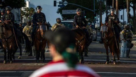 Los Ángeles: Un Año Después de las ‘Redadas de Trump’, Persiste el Dolor y Crece la Resistencia