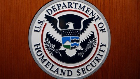 Analisis Critico La Nueva Directriz Migratoria de EEUU y el Futuro de la Residencia Permanente