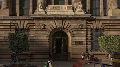 Banxico Reafirma Estabilidad Un Analisis de la Tasa de Interes y sus Implicaciones Globales