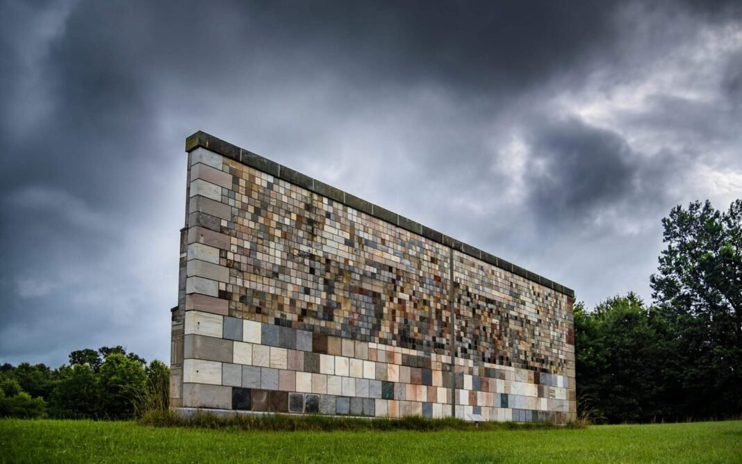 El Muro de NIST: Siete Décadas de Ciencia Pétrea y Conservación Internacional